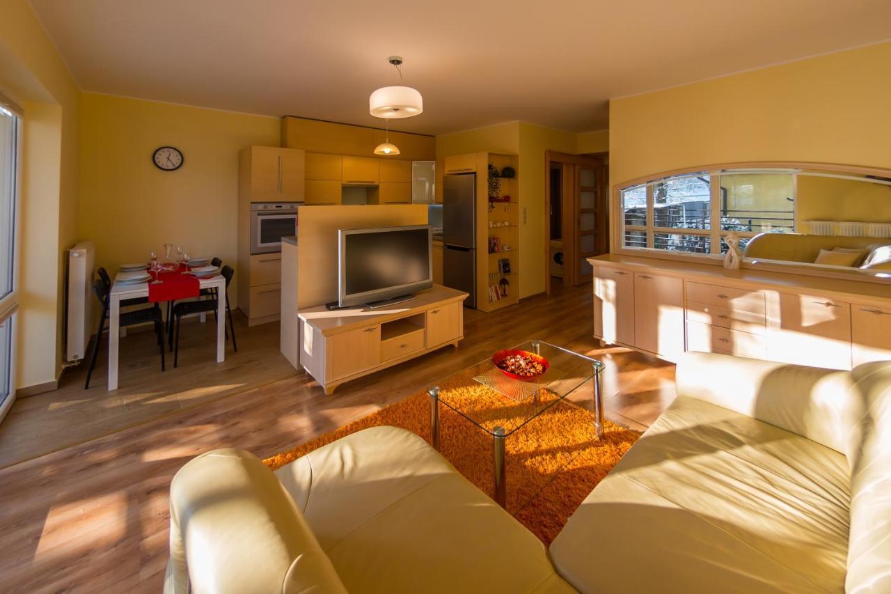 Komfortowy Apartament W Centrum Ustronia Dış mekan fotoğraf